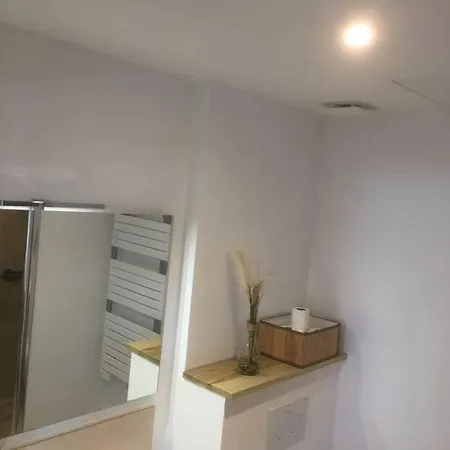 T2 Entierement Equipe, Acces Plage Direct Appartement