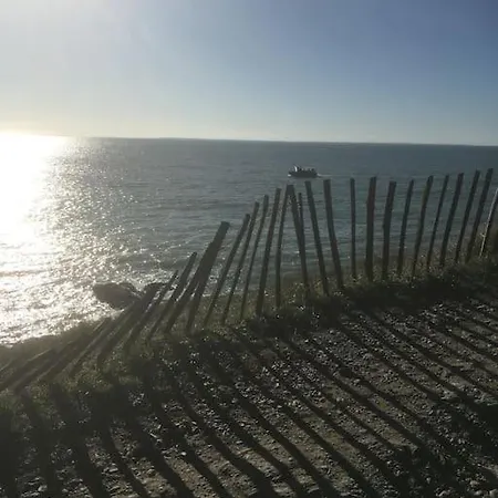 Appartement T2 Entierement Equipe, Acces Plage Direct *